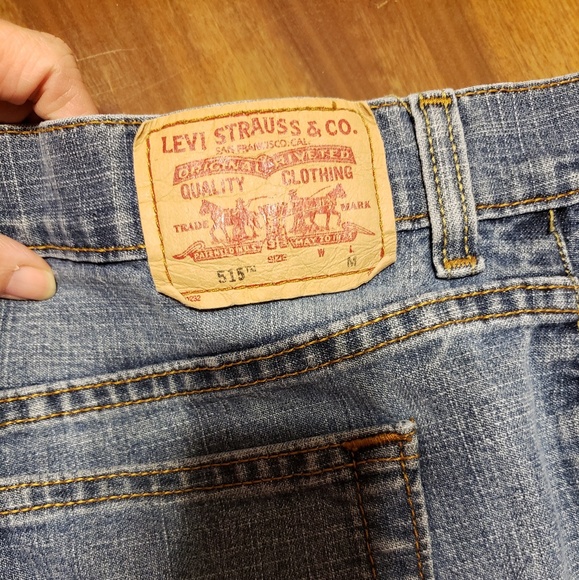 Levi's - Picture 3 of 4